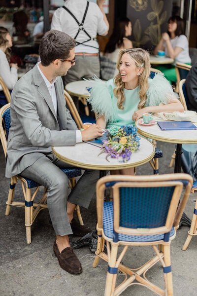 Photo mariage couple sous saule pleureur Normandie