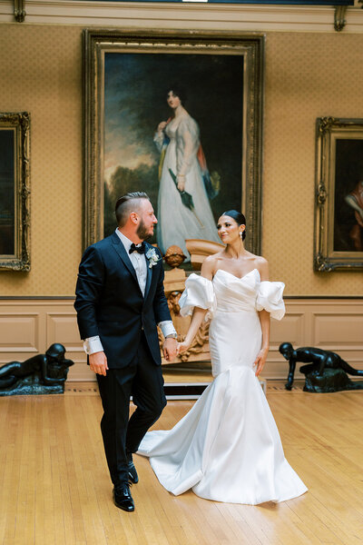 Modern and chic spring wedding at a Historic Mansion with Water Views | Glen Foerd on the Delaware | Philadelphia PA | Denise Marie Photography | Editorial Wedding Photographer based in Philadelphia PA