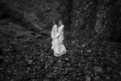 Oregon elopement at Latourell Falls.