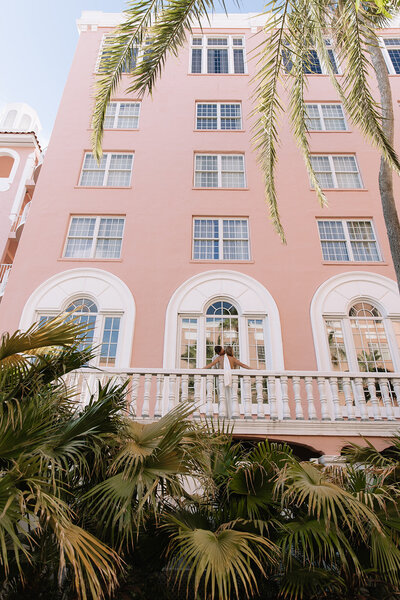 luxury bridal shoot at hotel in Miami