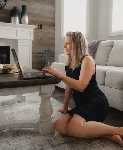 Feeling off? Get custom nutrition & fitness plans from Sandra, your holistic coach & personal trainer. Book a free consult & feel like yourself again.