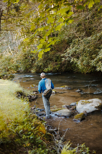 Wade fishing, trophy water fishing, fly fishing, guided stream fishing