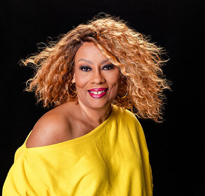 The 40 over 40 Campaign: Portrait Photography for Women
