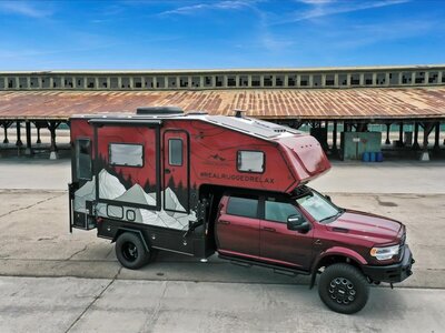 Denali 3S Triple-Slide out Flatbed