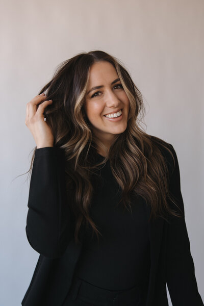 AshleighHeadshotsAMP25-5
