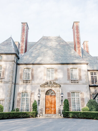 exterior of Glen Manor House