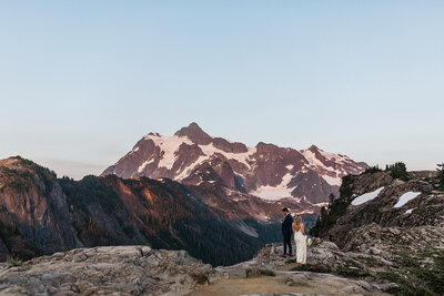 Washington North Bend PNW Elopement Photographer