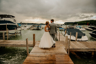 ohio-virginia-best-wedding- elopement-candid-golden-hour-sunset-photographer-grand-lake-saint-marys-ohio-celina-wapakoneta-haley-givens-clark-photography-best-authentic-real-roanoke-lexington-columbus-cincinnati-lima-indianapolis-best-inspo-35