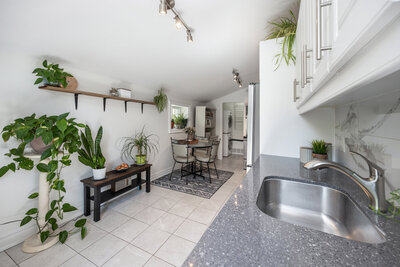 42 Liberty apt kitchen (6)