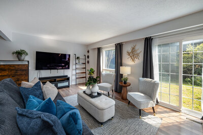 400 Wickham living room (3)
