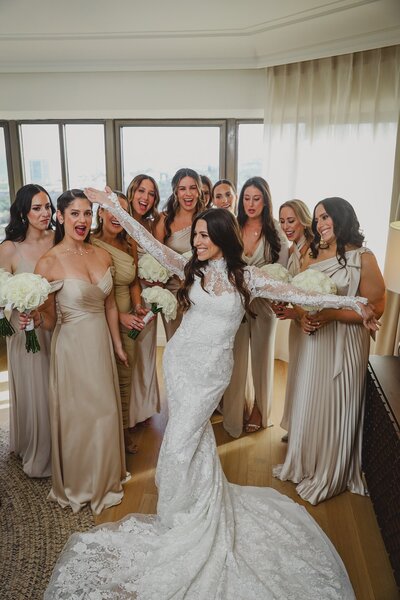 bride-bridesmaids-the-boca-1