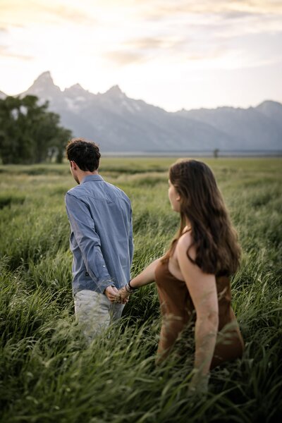 Jackson Hole Summer Wedding Engagements