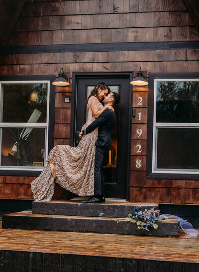 Outdoor wedding ceremony in Washington, Pacific Northwest