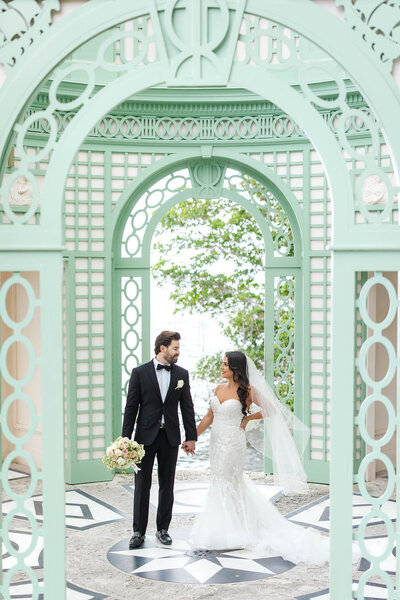 jordan-summer-photography-tampa-wedding-photographer-vizcaya-museum-gardens-editorial7