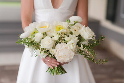 white wedding bouquet at tanglewood