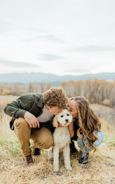 Palisades Engagement photo session. With couple's dog. Fall season photos. Judith Photo Co.