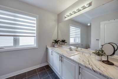 27 Cryderman ensuite (1)