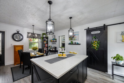 4553 Solina eat in kitchen (4)