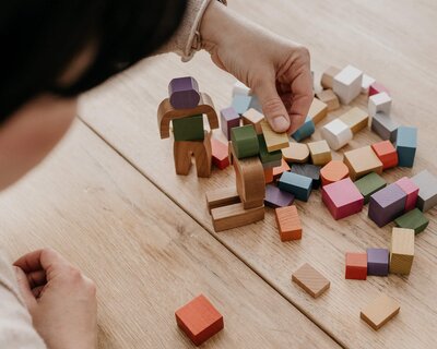 Speelse coaching voor hoogbegaafde en hoogsensitieve kinderen