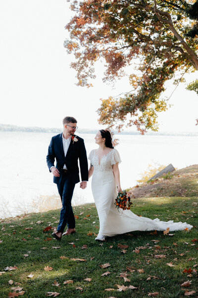 Bride walking down the aisle at Tampa waterfront wedding – Lydia Anne Photography