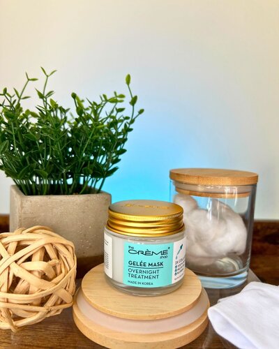 The Creme Shop Korean Beauty collagen moisturizer has gel texture and makes skin super bouncy