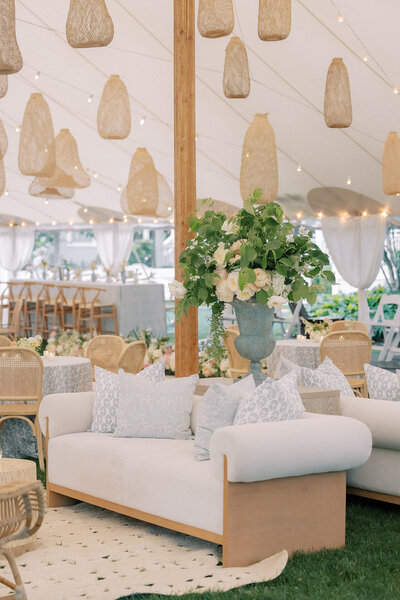 At Timeless Event Planning we serve both California and Martha's Vineyard creating beautiful event and weddings for the modern bride. We want to take your vision and bring it to life. As planning events can be very time consuming and stressful our goal is to make this process as simple as possible.