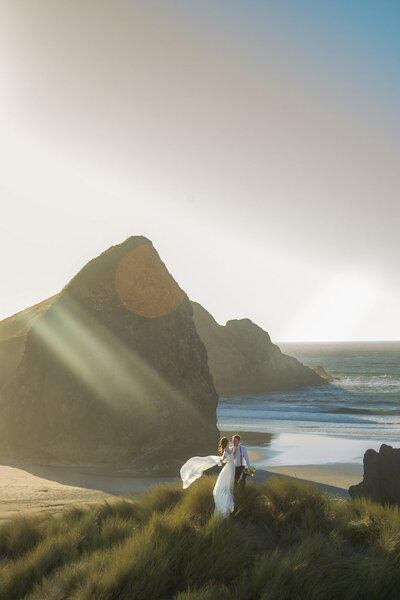 Meyers beach oregon coast elopement
