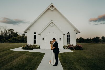 Laura Fenny Ottawa Wedding Photographer