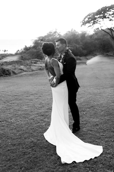 couple kissing on the beach