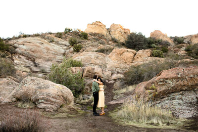 Vasquez_Rocks_Desert_Couples_Photos_31