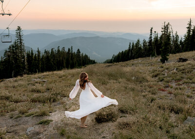 Wedding album from the Abernethy Center in Oregon City, Oregon