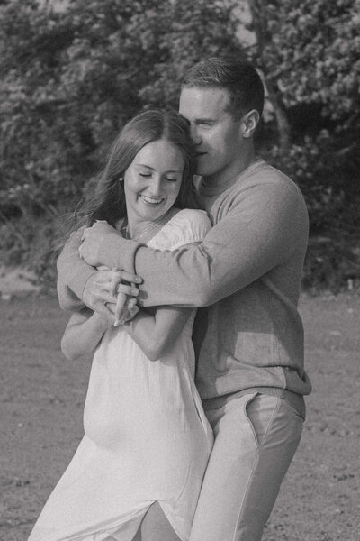 buffalo-engagement-photographer-blake-and-sadie-beach.4