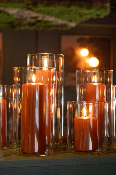 Candles lit at Revé in Niagara on the Lake creating a beautiful intimate and romantic experience