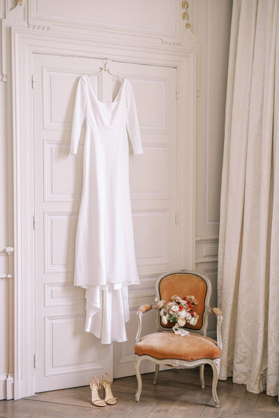 Maïlys Fortune Photography Husband Wife Wedding Weddings Photography France Switzerland Italy Timeless Dreamy Imagery Bilingual French English Destination Weddings Destination Wedding Provence French Riviera Paris Lake Como Tuscany37