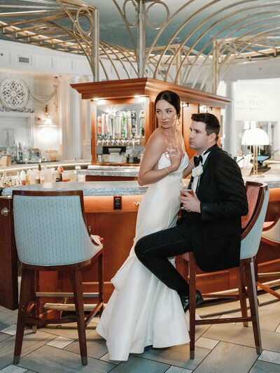 taubman-museum-of-art-wedding-photographer-oliver-and-co-roanoke-wedding_0154