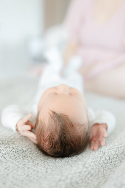 photo of newborn hair and hands