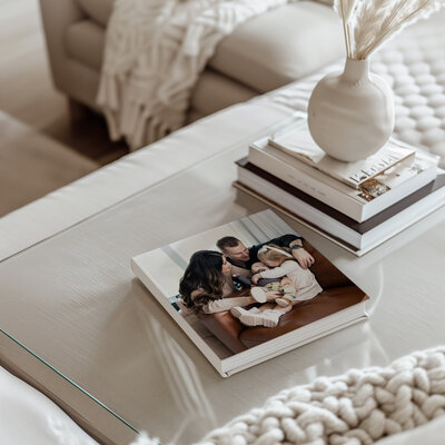 Shadyside best family photogrpaher offers prints to their clients that are retouched and polished.