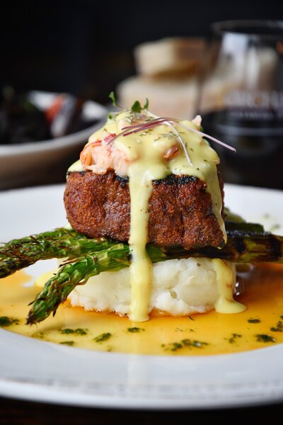 Enjoy Dinner or Sunday Brunch on Catawba Island - The Ørchard Bar & Table