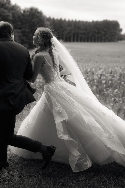 Texas-Wedding-Photographer-Faith-and-Fire-Photos-2