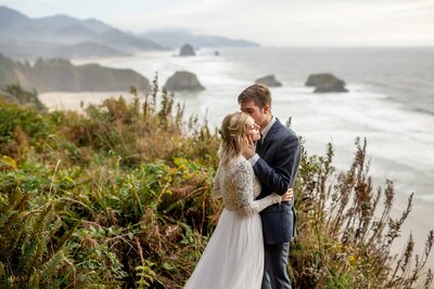 Cannon Beach-Wedding-Photographer-26