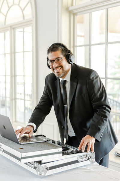 Sound Wave Entertainment; Chris Rao; Virginia Wedding and Event DJ;