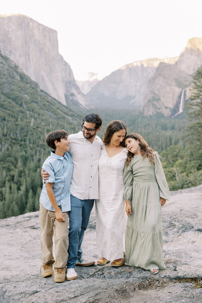 Snuggly family photo session at sunset in Yosemite | Fresno family photographer