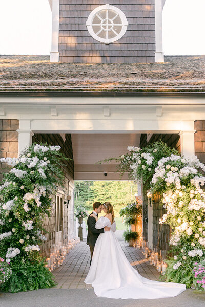 Private estate intimate wedding - Juno photo