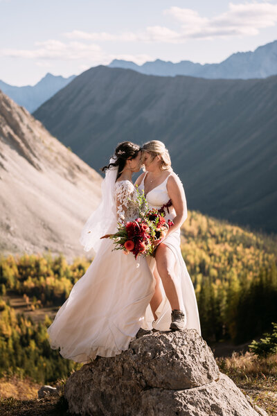 A couple elopi at Bow Lake