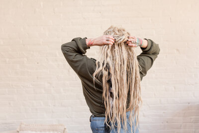 Embrace the dreadlock lifestyle with Let Me Live Locs. Our skilled artists can help you achieve the perfect dreadlock hairstyle, whether you're looking for a classic, timeless look or something bold and unique.