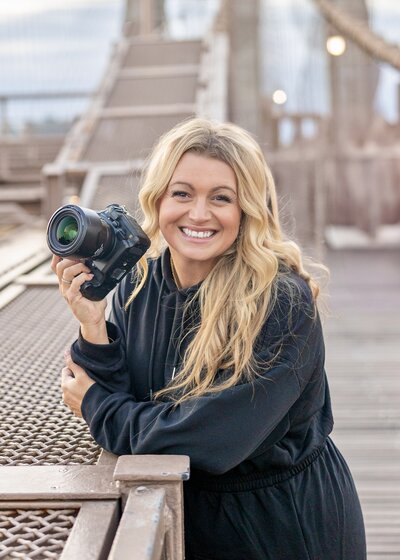 Stephanie Smith, luxury wedding photographer based in Salt Lake City, known for editorial-style photography and heartfelt storytelling.