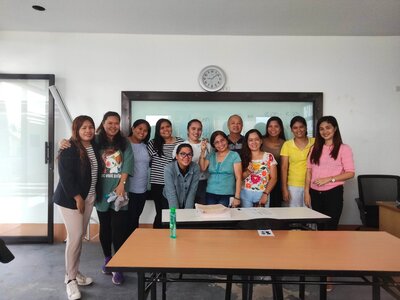 Filipino students with German Language Instructors