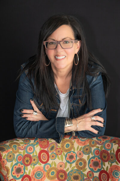 Headshot of author Barb Drummond