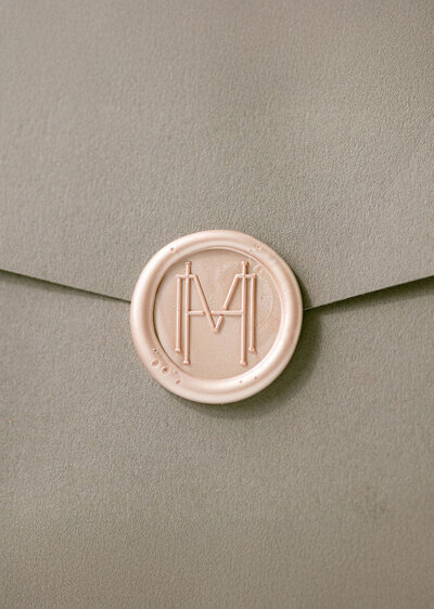 Holly_Miller_Cake_Design_Branding_Shoot_AAP-13-expanded