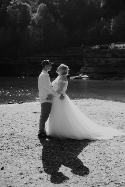 Cataract-Falls-Elopement-Indiana-100624-SparrowSongCollective-BW-32